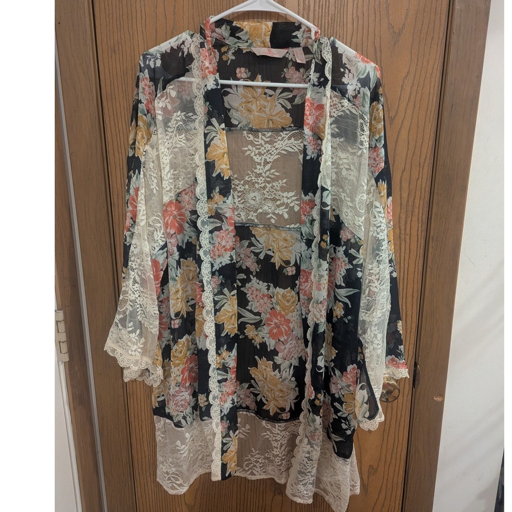 Laurie Felt Floral Lace Trim Kimono Sheer Chiffon Cardigan Boho Fem Romantic M